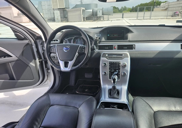 Volvo XC 70 cena 76000 przebieg: 196300, rok produkcji 2015 z Warszawa małe 137